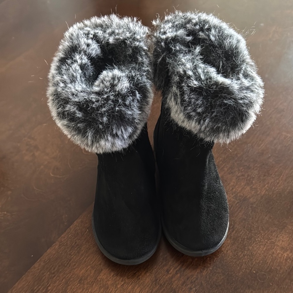 Black Faux Fur Trim Boots